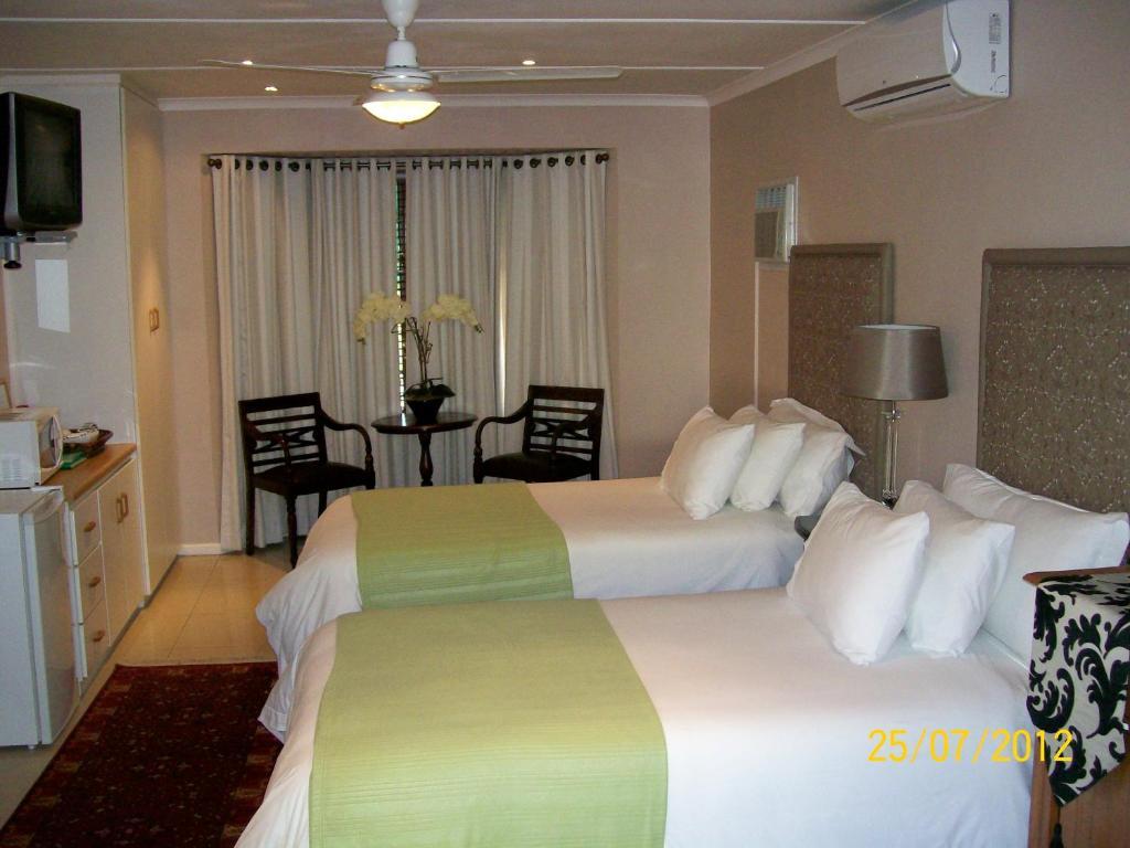 Somerset Lodge Montagu Room photo